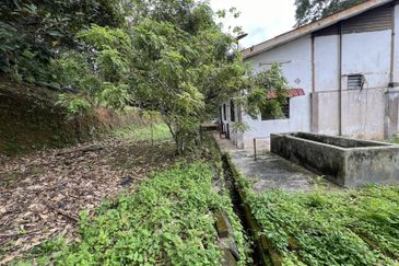 Tanah Untuk Dijual Kampung Bongek, Rembau Negeri Sembilan (Pertanian Status Kediaman)