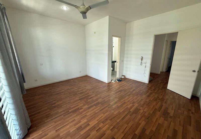 Cradleton @ Eco Majestic