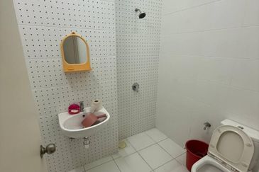 Cradleton @ Eco Majestic