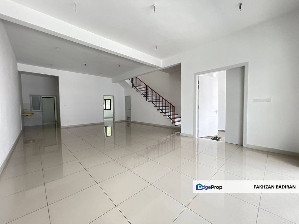 Superlink Homes Shah Alam Seksyen U12, 2,408-3,131sf, 4 Bedrooms, Pool Options, Selangor, Shah Alam