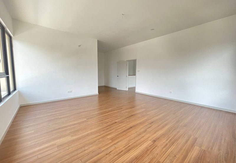 Tilia Encorp Cahaya Alam