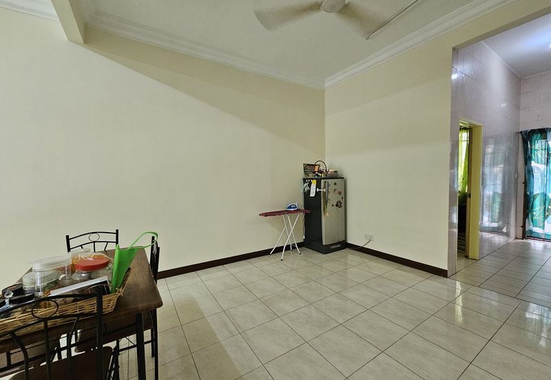 2 Storey Freehold Terrace House at Bukit Jelutong