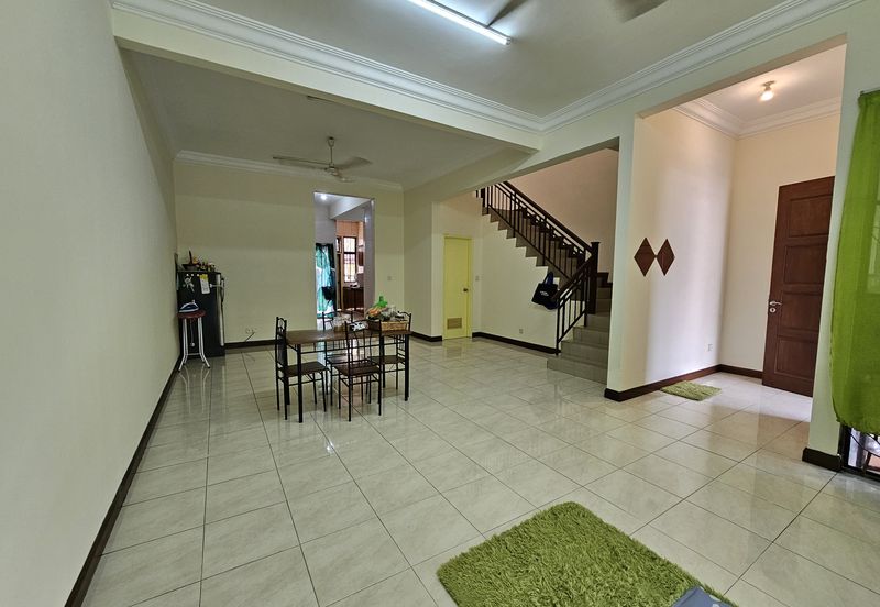 2 Storey Freehold Terrace House at Bukit Jelutong