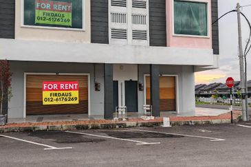 Shop House Or Shop Office For Rent In Taman Emas Bidor Perak