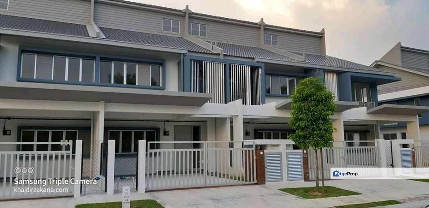 Freehold 2 Storey Taman Salak Perdana Sepang For Sale Rm595 000 By Khairul Ariffin Edgeprop My