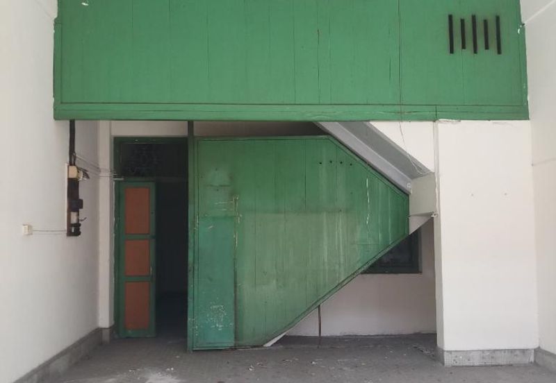 3 Storey Heritage Shop @ Jalan Bunga Raya for Rent