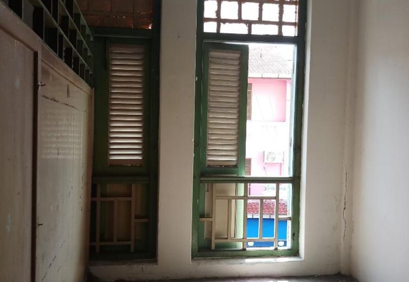 3 Storey Heritage Shop @ Jalan Bunga Raya for Rent