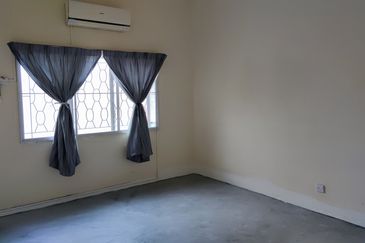 Bukit Serindit @Corner Lot Single Storey Semi-D FREEHOLD For Sale