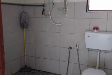 Bukit Serindit @Corner Lot Single Storey Semi-D FREEHOLD For Sale