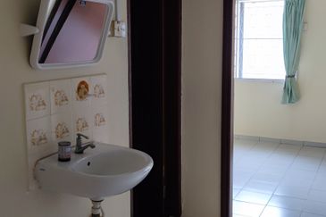 Bukit Serindit @Corner Lot Single Storey Semi-D FREEHOLD For Sale