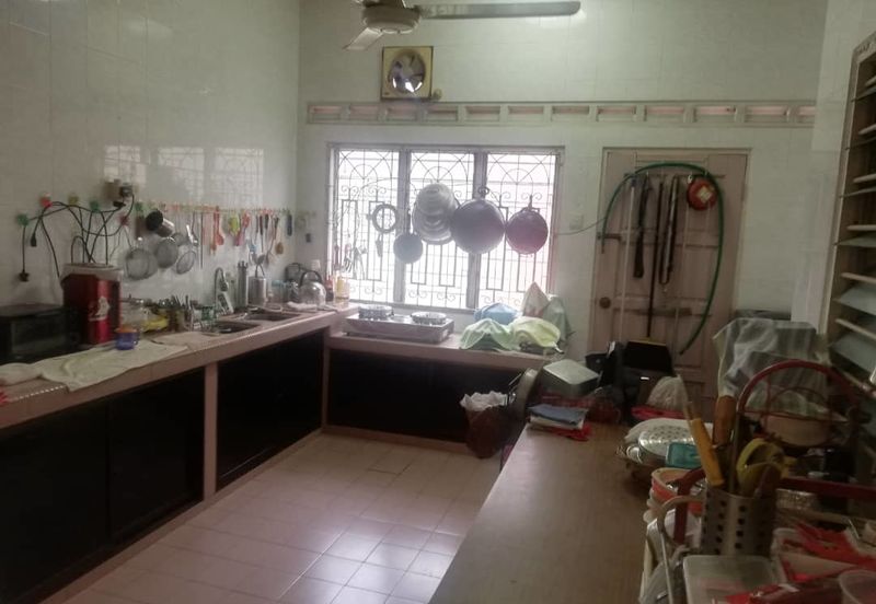 Bukit Beruang @Corner Lot Single Storey Semi-D FREEHOLD For Sale