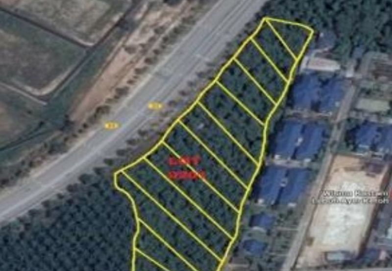 *Ayer Keroh Agriculture Land Behind Royal Custom Melaka*