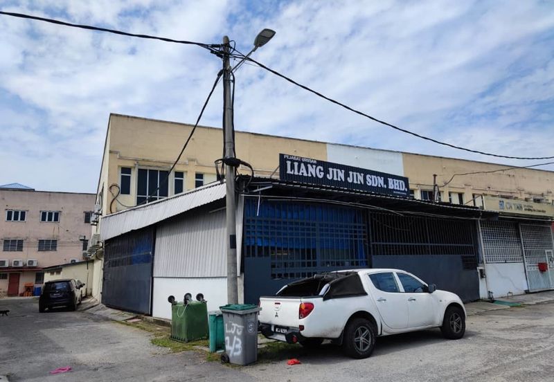 2-storey Warehouse (2 adjoining unit)