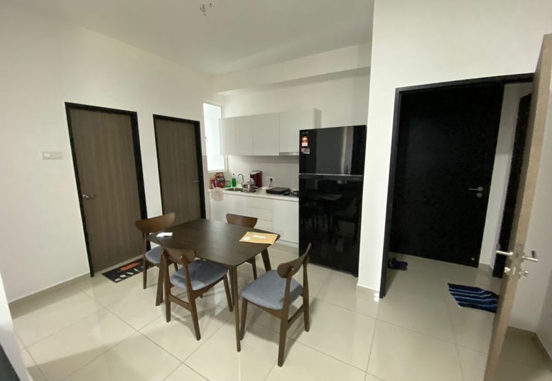 NOVO 8 Dual Key Unit More Privacy (4-6 ppl) Furnishing Unit For Rent