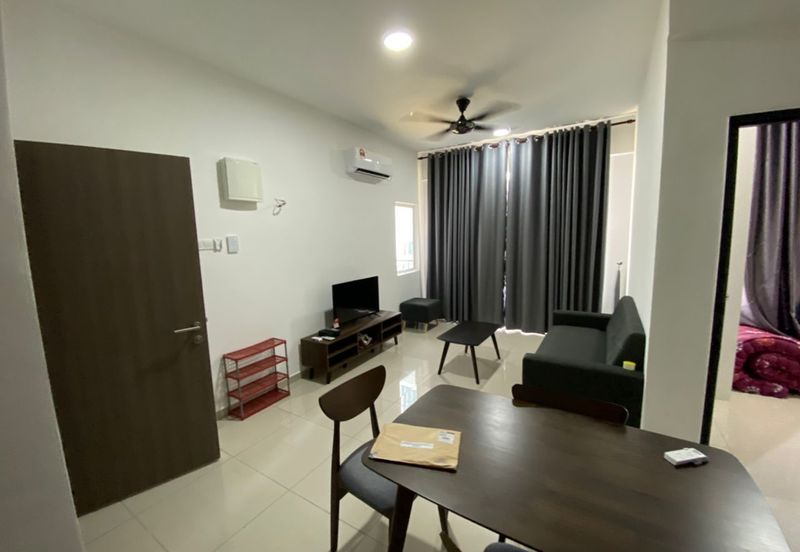 NOVO 8 Dual Key Unit More Privacy (4-6 ppl) Furnishing Unit For Rent