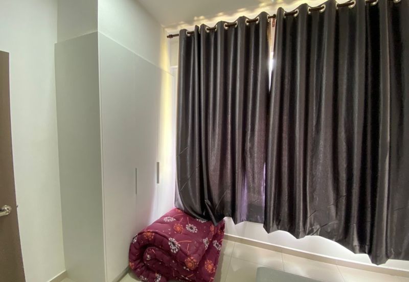 NOVO 8 Dual Key Unit More Privacy (4-6 ppl) Furnishing Unit For Rent