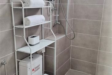 Grand Residence Full Furnishing with Wifi Extra Balcony Space