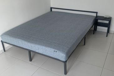 Corner Furnishing 3 Rooms Unit For Rent