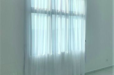 Corner Furnishing 3 Rooms Unit For Rent