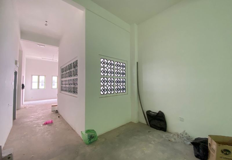 Kota Laksamana Jaya Hot Area Shoplot "Porto Historia" For Rent, Beside The Wave Condominium