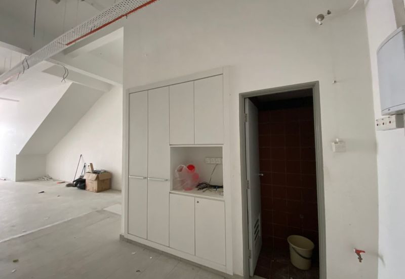 Kota Laksamana Jaya Hot Area Shoplot "Porto Historia" For Rent, Beside The Wave Condominium