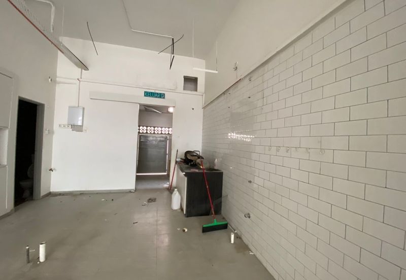 Kota Laksamana Jaya Hot Area Shoplot "Porto Historia" For Rent, Beside The Wave Condominium