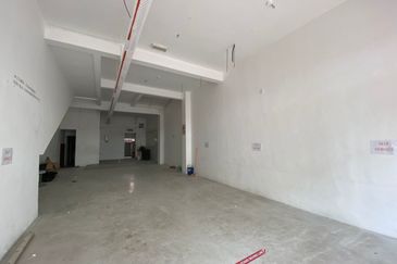 Kota Laksamana Jaya Hot Area Shoplot "Porto Historia" For Rent, Beside The Wave Condominium