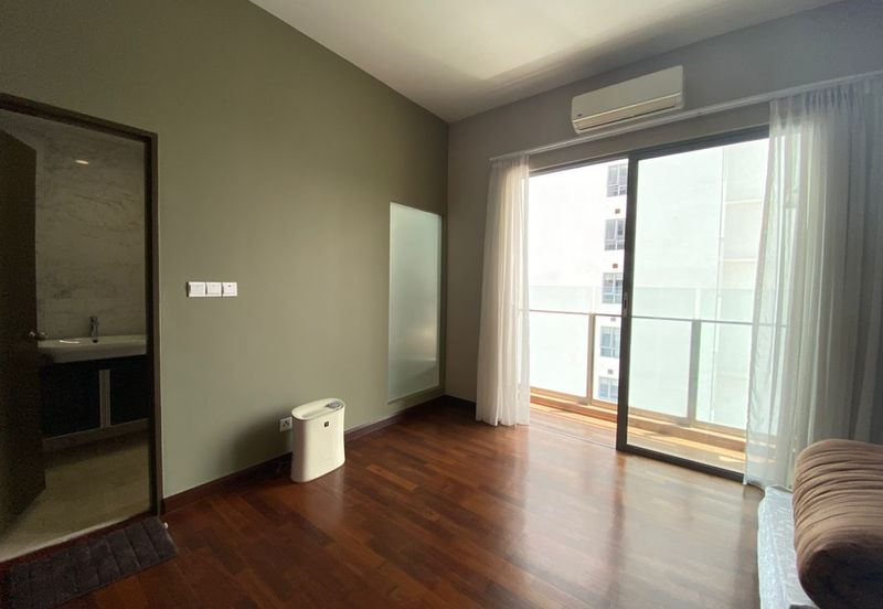 Silverscape Residence Modern Luxury Condominium in Melaka Raya For Sale