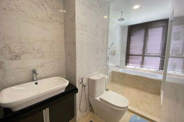 Silverscape Residence Modern Luxury Condominium in Melaka Raya For Sale