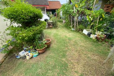 Single Storey Bungalow at Taman Muhibbah Klebang For Sale