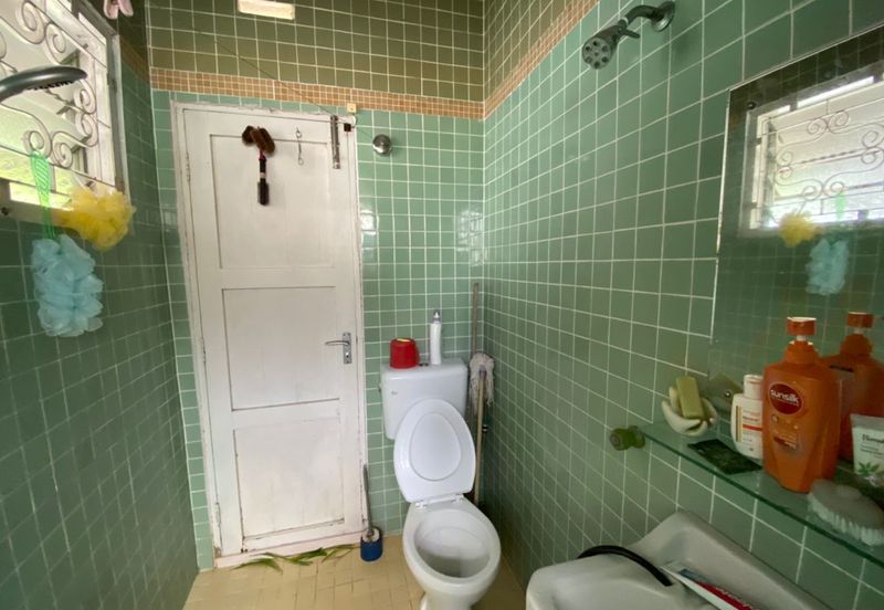 Single Storey Bungalow at Taman Muhibbah Klebang For Sale