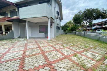 Bukit Baru Freehold Double Storey Terrace Corner Lot For Sale. 