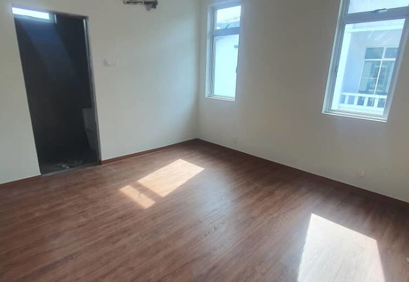 Double storey bungalow in Limbongan for sale.