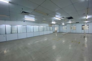 Batu Berendam Free Trade Zone Factory