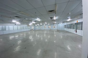 Batu Berendam Free Trade Zone Factory