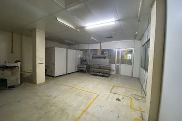 Batu Berendam Free Trade Zone Factory