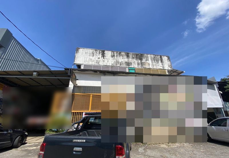 Malim Factory and Warehouse with Office Room For Sale