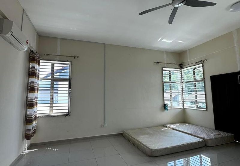 2.5 Storey semi-s in Puncak Bertam for sale