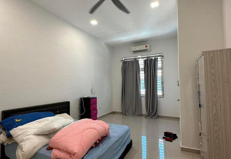 2.5 Storey semi-s in Puncak Bertam for sale