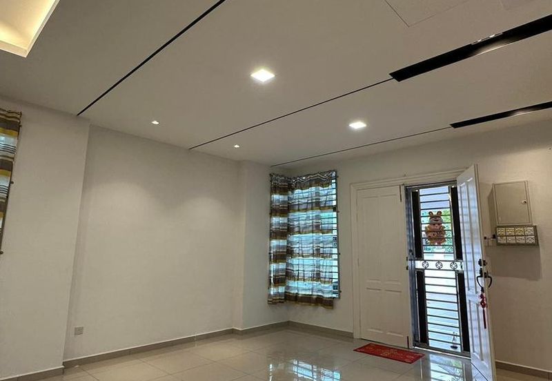 2.5 Storey semi-s in Puncak Bertam for sale