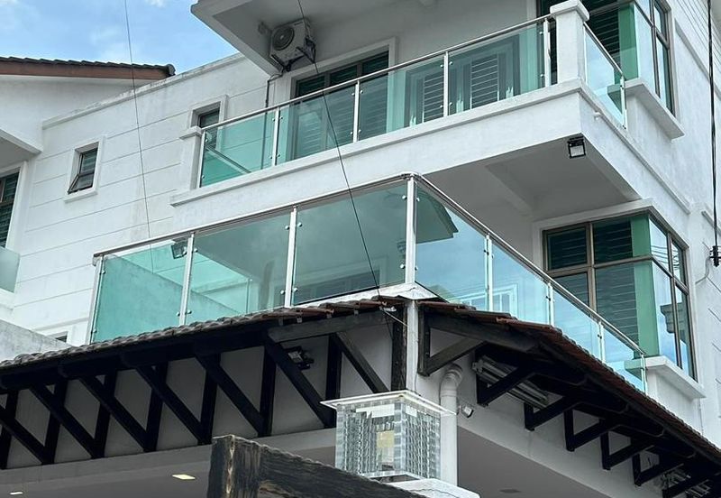 2.5 Storey semi-s in Puncak Bertam for sale