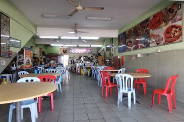 Cheng 99 Speed Mart same row Freehold 2 Storey Shop For Sale (HOT AREA)- Bumi Lot