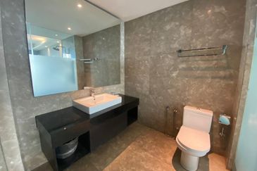 THE SHORE @ MALACCA RIVER