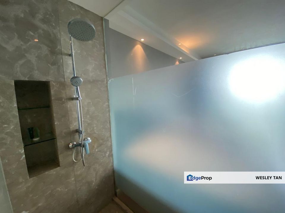 The Shore Studio High Floor City View Unit For Sale, Melaka, Melaka Tengah