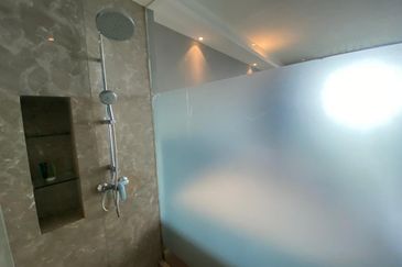 THE SHORE @ MALACCA RIVER