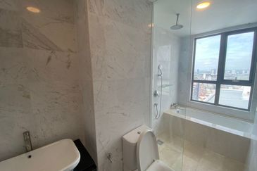 Silverscape Luxury Residences