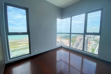 Silverscape Luxury Residences