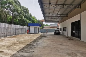 Ayer Keroh New 1 Acre Factory For Rent with ready Facilities