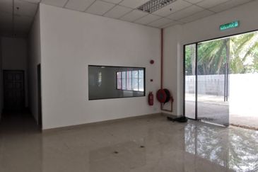 Ayer Keroh New 1 Acre Factory For Rent with ready Facilities