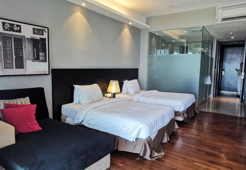 The Shore Hotel & Residences